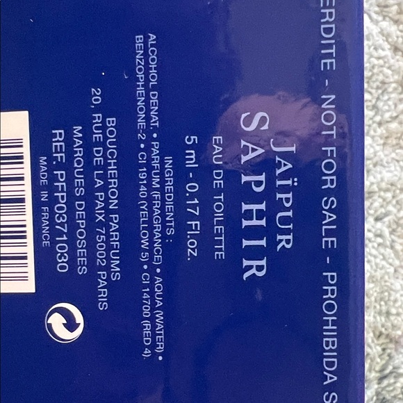 Boucheron Perfume Set with Blue and Gold Accents - Picture 6 of 7